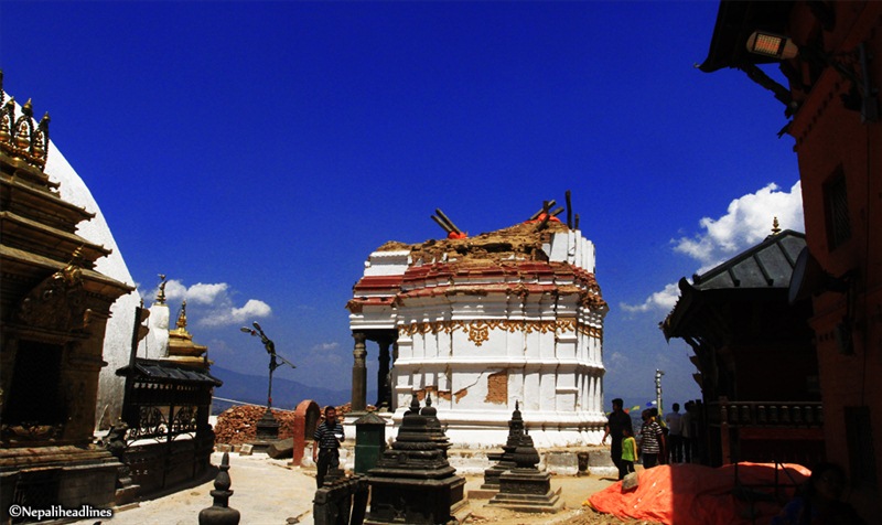 Swayambhunath stupa after earthquake (2)