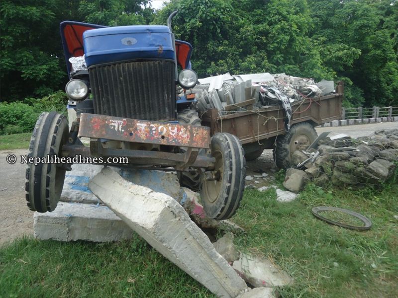 tractor accident rautahat (1)