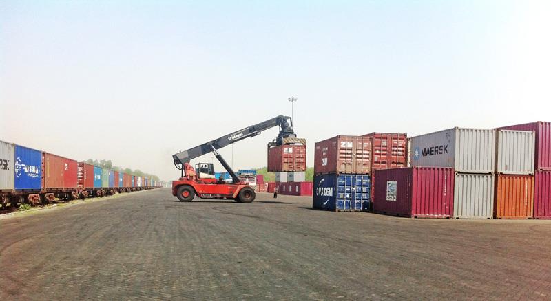 Customs clearing agents for Nepal at Kolkata port halt works