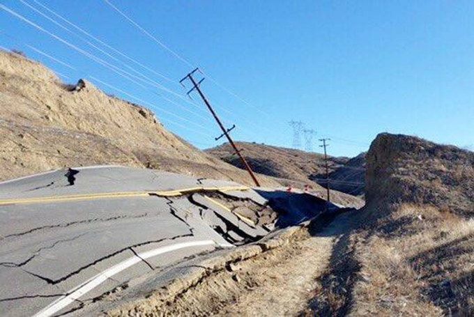 california road blocked (8)