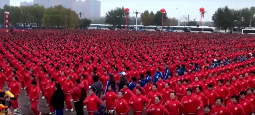 नाचेरै बनायो चीनले विश्व किर्तिमान (भिडियो सहित)