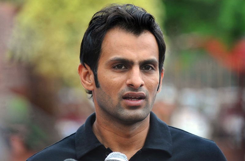 पाकिस्तानी क्रिकेटर शोएब मलिकद्वारा सन्यासको घोषणा