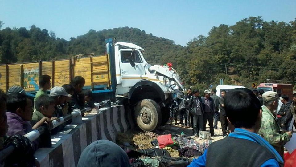 11 killed, 42 injured after truck overturns in central India