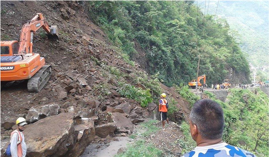 Muglin road obstructed due to mudslide