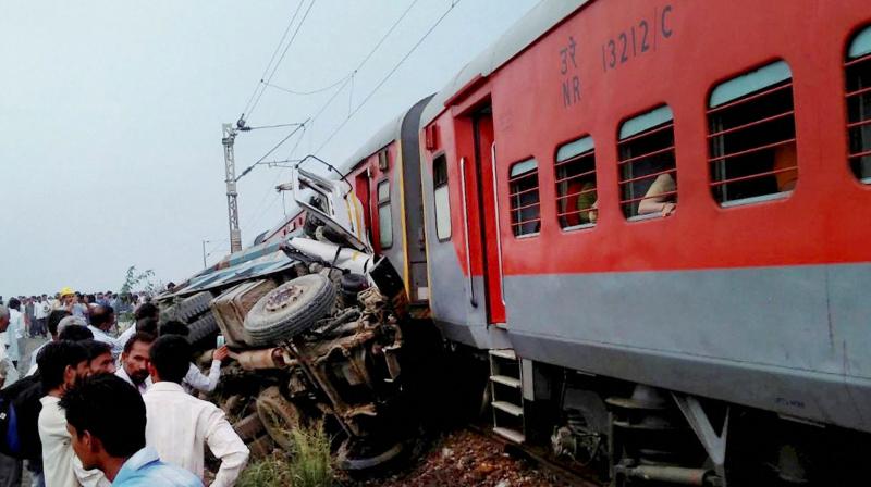 74 injured after 10 coaches of train derail in north India