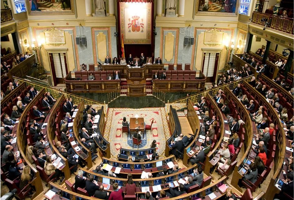 स्पेनको संसद बैठकको एकदिन अगावै क्याटालान संसद आह्वान, केन्द्र सरकारको आदेशको अवज्ञा गर्ने 